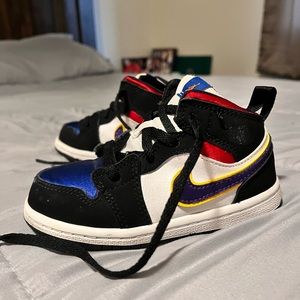 Little boys Jordan size 8c